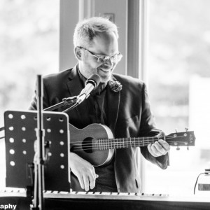 Johnny Herbert - Piano and Ukulele - Pianist / Wedding Musicians in Paramus, New Jersey