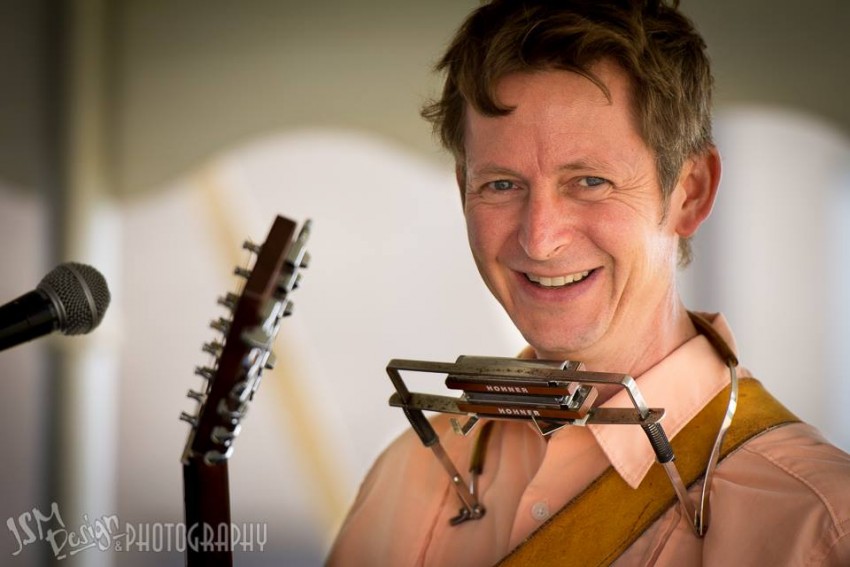 Hire Johnny Rod Entertainment Singing Guitarist in Toledo, Ohio