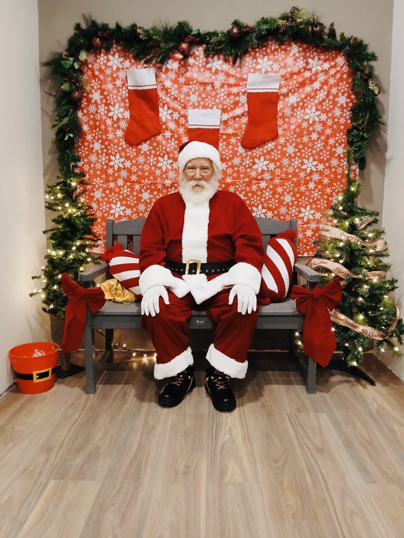 Gallery photo 1 of Jolly Santa