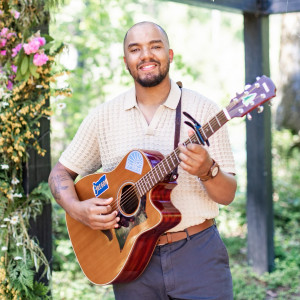 Jordan Sings - Singing Guitarist in Portland, Oregon