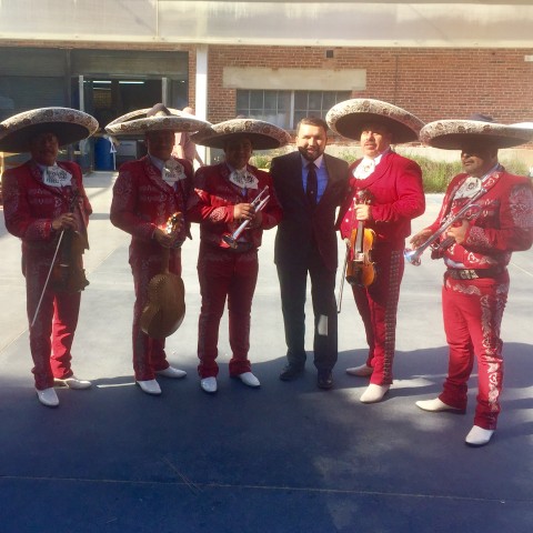 Bienvenido, Mariachi Sol de México! - Los Angeles Dodgers