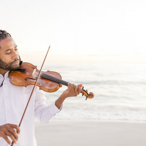 Joseph E Reed - Violinist / Ukulele Player in Scottdale, Georgia