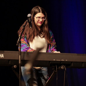 Julia Monika - Singing Pianist in Rocky Hill, New Jersey