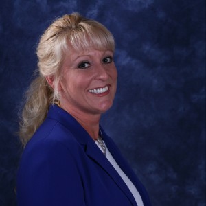 Julie Burch Speaks! - Business Motivational Speaker / Team Building Event in Flower Mound, Texas