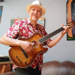 Julio Amaro - Guitarist / Singing Guitarist in Newport, New Hampshire