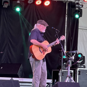 Julius Bindrim - One Man Band / Mandolin Player in Whitewater, Wisconsin