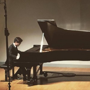 Justin Han, pianist and vocalist