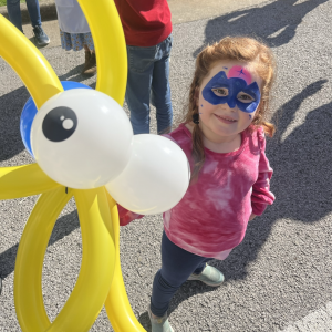 Karnival Kousins - Balloon Twister in Radcliff, Kentucky