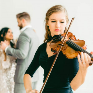 Karolina Fraczak Violin Performances and Lessons - Violinist / Classical Duo in Springfield, Missouri