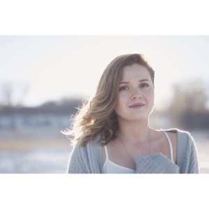 Hire Kate Brady - Singer/Songwriter in Denver, Colorado