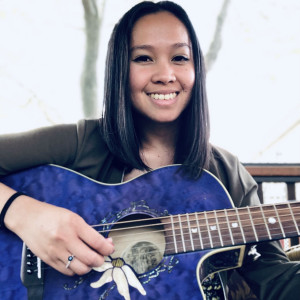 Kathrine Ann - Singing Guitarist in Grayslake, Illinois