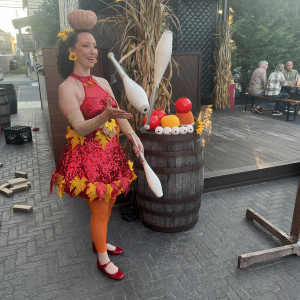 Kathryn Carr Juggler - Juggler / Outdoor Party Entertainment in Ellicott City, Maryland