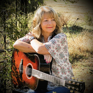 Kathy Robinson Music - Singing Guitarist / Singer/Songwriter in Nacogdoches, Texas