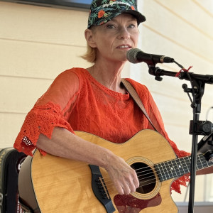 Kathy Rokavec - Singing Guitarist in Bluffton, South Carolina