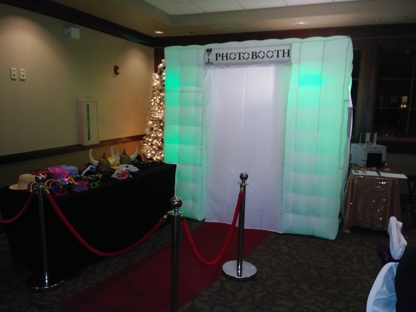 Gallery photo 1 of KC Photo Booth rental