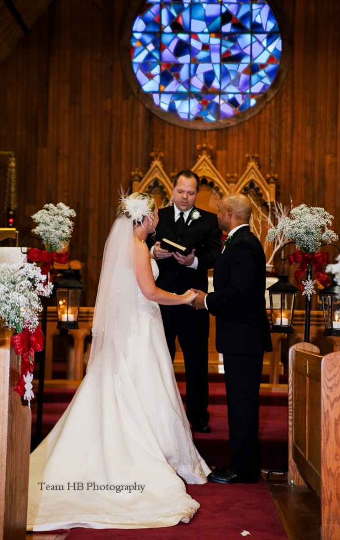 Gallery photo 1 of KC Wright Weddings KC Wright/Wedding Officiant