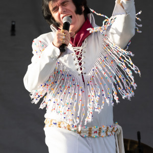 Keith Lewis aka Bay State Elvis - Elvis Impersonator in Foxborough, Massachusetts