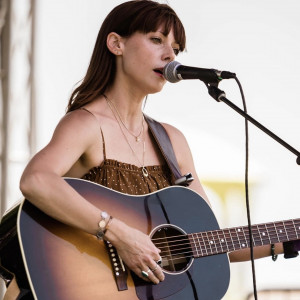 Kelli Moyle - Singing Guitarist in Salt Lake City, Utah