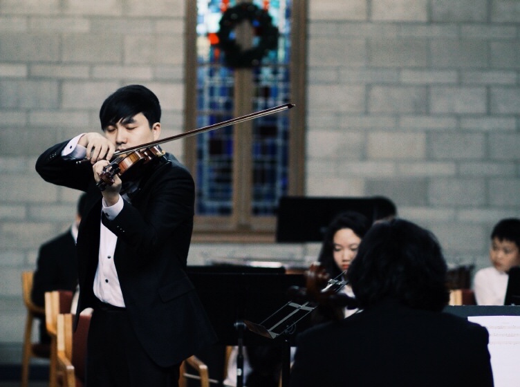 Hire Ken Lin the Violinist Violinist in Vancouver, British Columbia