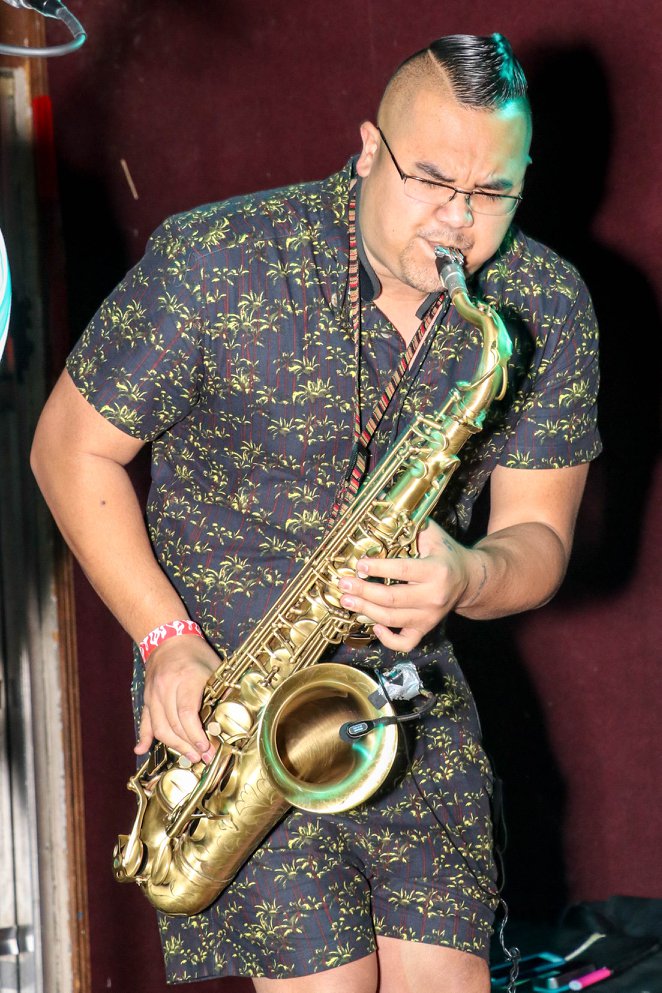Hire KennyJ Saxophone Player in Winter Park, Florida