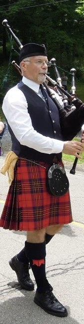 Gallery photo 1 of Kevin Angus - Bagpiping