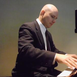 Kevin Gault - Pianist / Holiday Party Entertainment in Columbus, Ohio