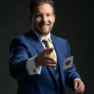 Kuj Magic - Corporate Magician / Corporate Event Entertainment in Milwaukee, Wisconsin