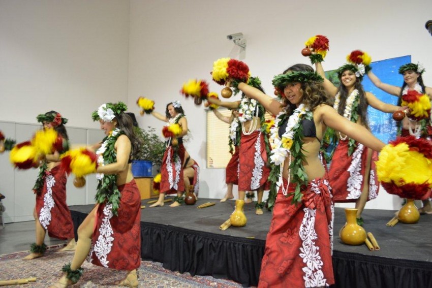 Gallery photo 1 of Kumu Kahne's Polynesian Dancers
