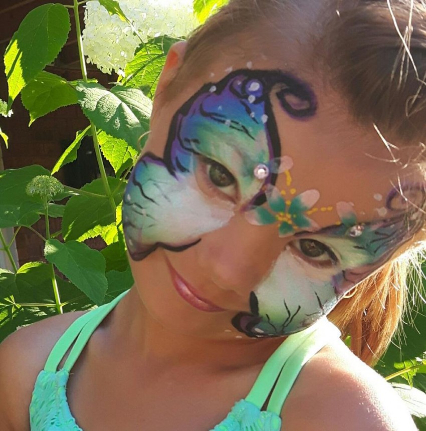 Hire L.A. Face Factory & Body Art Face Painter in Thornton, Ontario