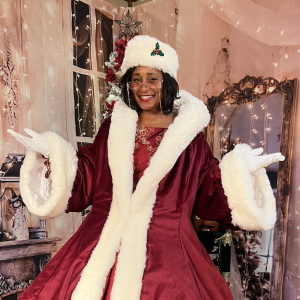 Lady Christmas - Mrs. Claus / Corporate Entertainment in St Robert, Missouri