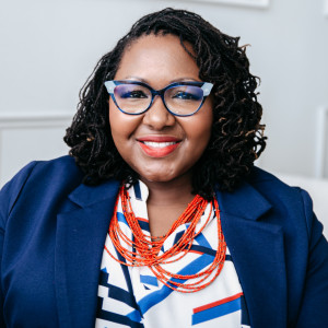 Laura E. Knights, LCSW - Leadership/Success Speaker in Atlanta, Georgia