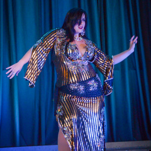Laura Morgaine Belly Dance