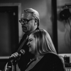 Lauren & Joe - Acoustic Band in Altoona, Pennsylvania