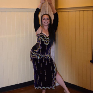 Lauren Raqs Belly Dance