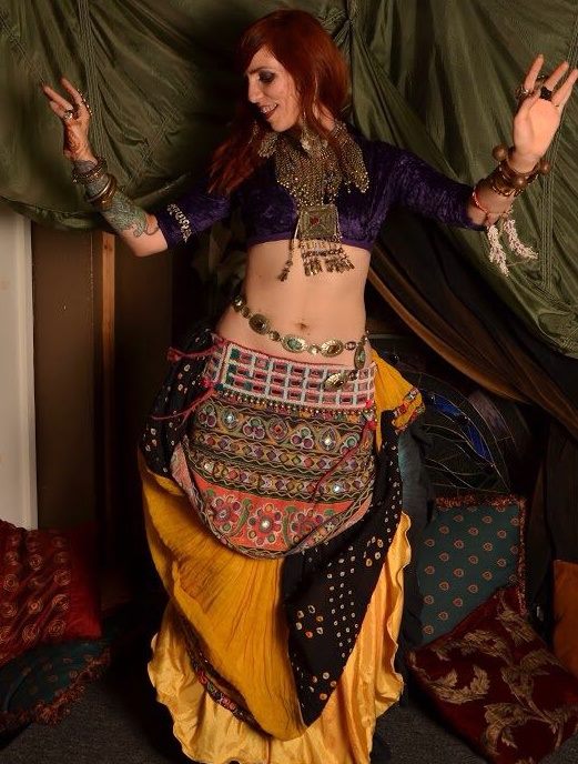 Gallery photo 1 of The Bellydance Twins