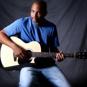 Leon Guitar - Singing Guitarist in Orlando, Florida