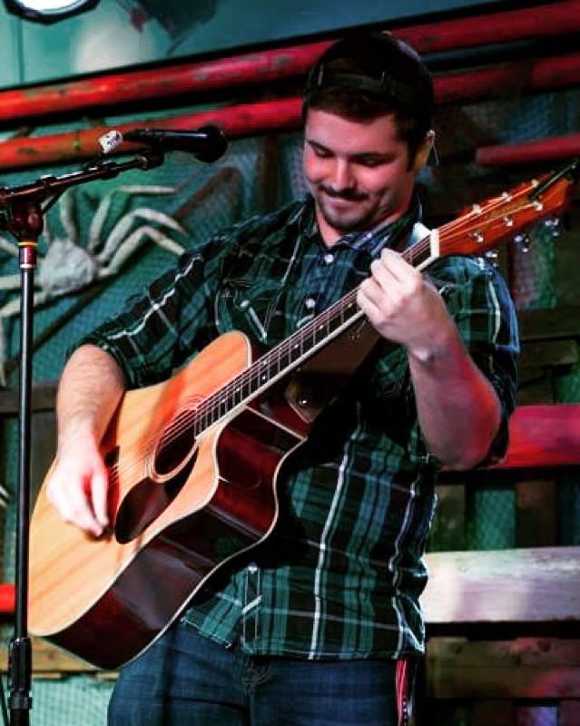 Hire Levi Eilers - Country Singer in El Paso, Texas