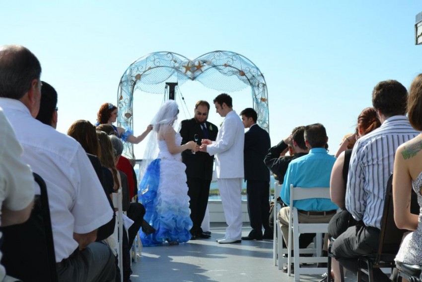 Gallery photo 1 of Casual Weddings & Events