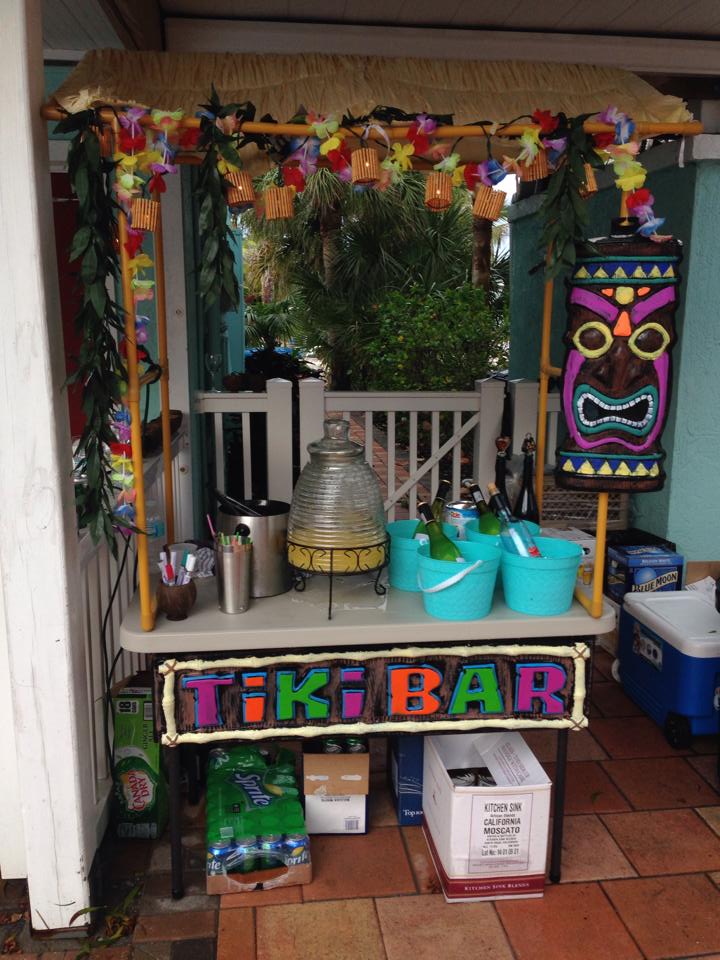 Hire Live Large Mobile Bar Bartender in Odessa, Florida