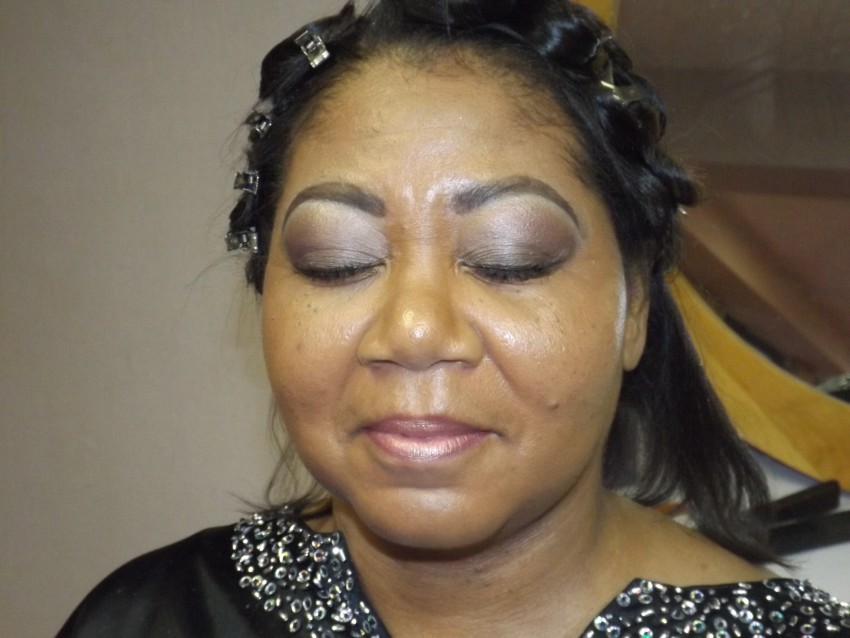Gallery photo 1 of Live Laugh Love Makeovers (3lm)