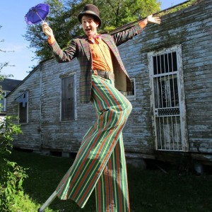 Luke Brechtelsbauer - Stilt Walker in New Orleans, Louisiana