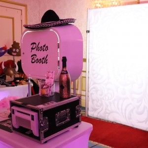 Luminous Moments - Photo Booths in Bloomfield, New Jersey