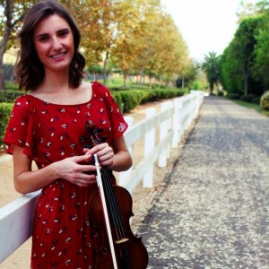 Lydia Favorito, violin