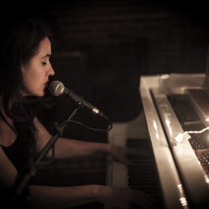 Lyndol Descant - Singing Pianist / Blues Band in Jersey City, New Jersey