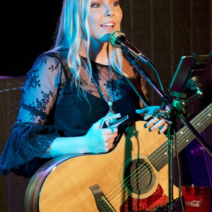 Mackenzie Carey - Singing Guitarist in Paw Paw, West Virginia