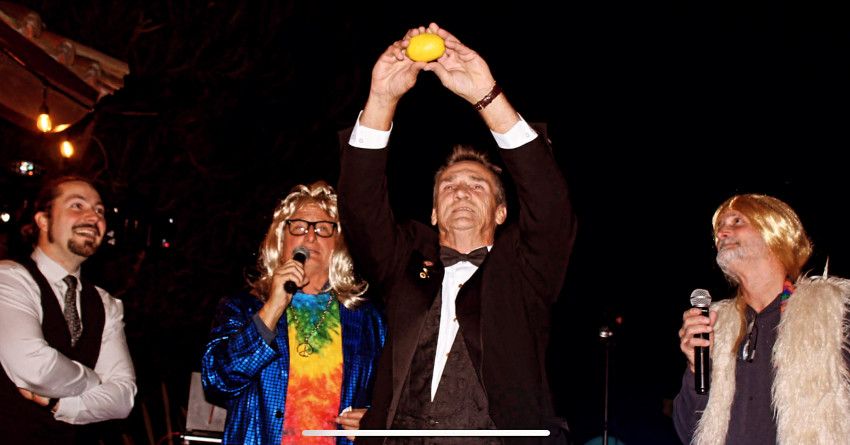 Gallery photo 1 of Ken Murray Magic