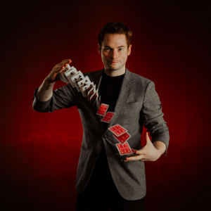 Magician Chris Gowen - Magician in Edmonton, Alberta