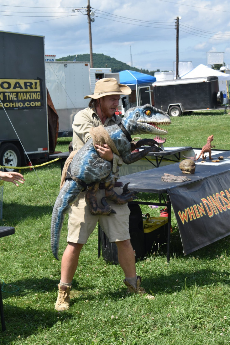 Hire DinoROAR! Traveling Theatre in Berea, Ohio