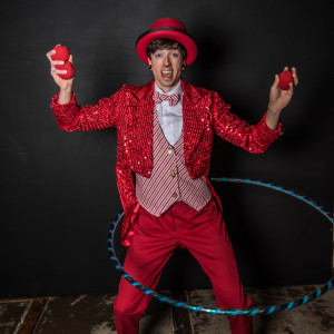 Major Scales - Circus Entertainment / Interactive Performer in Akron, Ohio