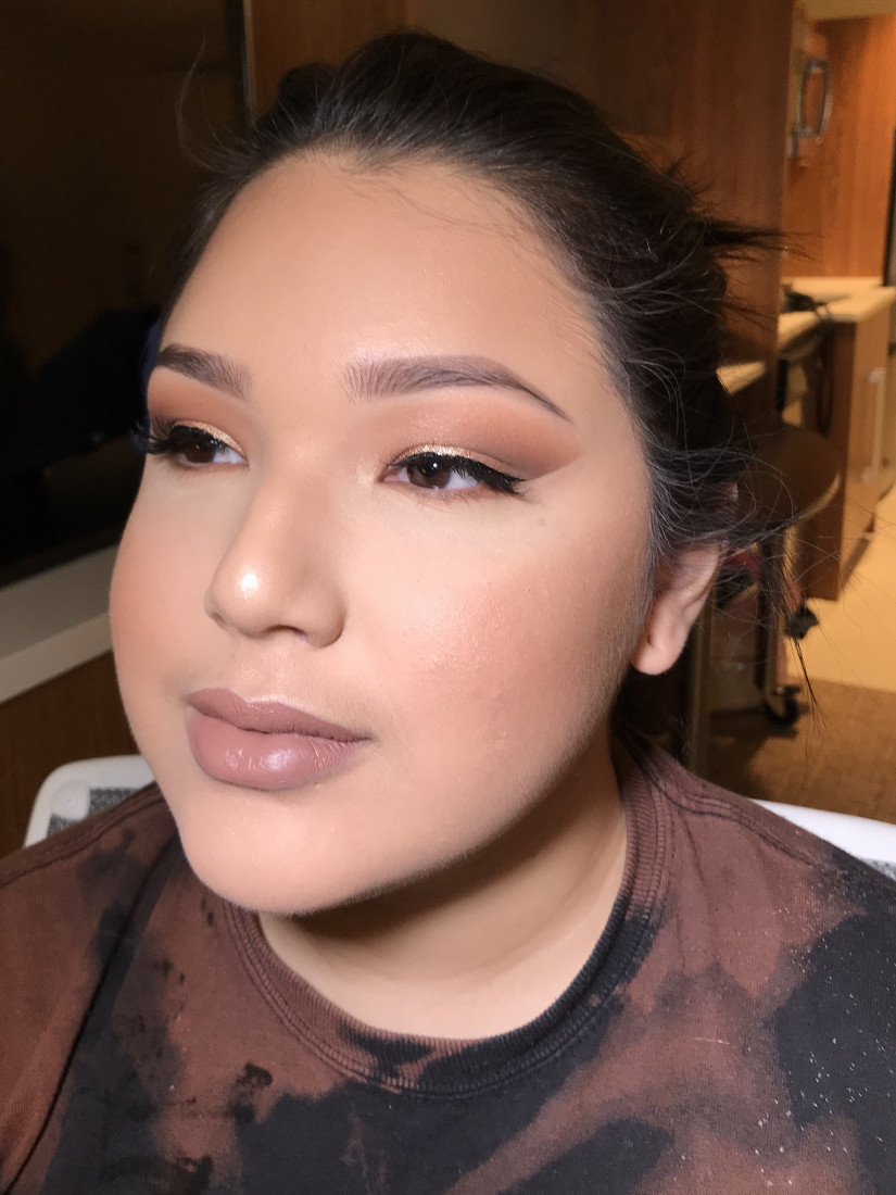 Hire Makeup By Lilly E Makeup Artist In Bolingbrook Illinois